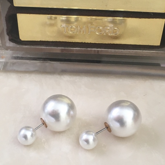 Pearl Ball Double-Sided Stud Earrings. - Picture 9 of 12